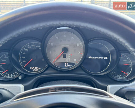 Черный Порше Панамера, объемом двигателя 4.81 л и пробегом 162 тыс. км за 19800 $, фото 48 на Automoto.ua