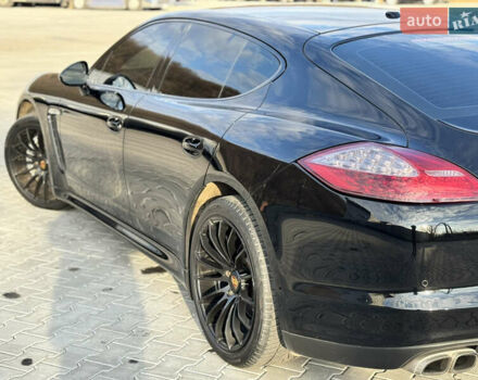 Черный Порше Панамера, объемом двигателя 4.81 л и пробегом 162 тыс. км за 19800 $, фото 7 на Automoto.ua
