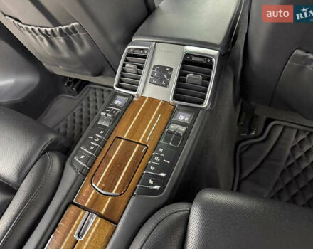 Чорний Порше Panamera, об'ємом двигуна 4.81 л та пробігом 151 тис. км за 23000 $, фото 29 на Automoto.ua
