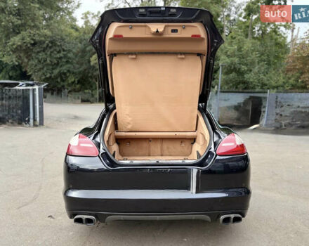 Черный Порше Панамера, объемом двигателя 4.81 л и пробегом 108 тыс. км за 41900 $, фото 4 на Automoto.ua