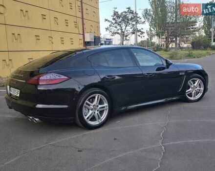 Черный Порше Панамера, объемом двигателя 4.81 л и пробегом 82 тыс. км за 22900 $, фото 4 на Automoto.ua