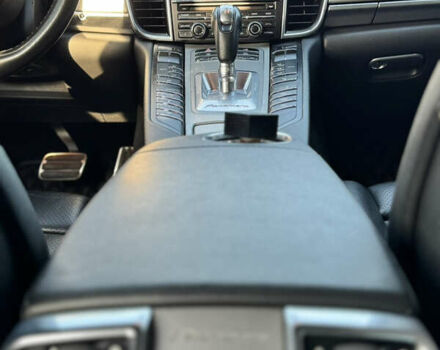 Черный Порше Панамера, объемом двигателя 4.81 л и пробегом 162 тыс. км за 19800 $, фото 33 на Automoto.ua