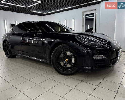 Чорний Порше Panamera, об'ємом двигуна 4.81 л та пробігом 151 тис. км за 23000 $, фото 2 на Automoto.ua