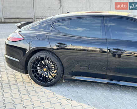 Черный Порше Панамера, объемом двигателя 4.81 л и пробегом 162 тыс. км за 19800 $, фото 19 на Automoto.ua