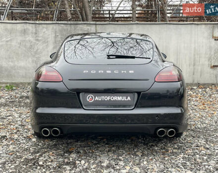Черный Порше Панамера, объемом двигателя 3 л и пробегом 130 тыс. км за 23490 $, фото 11 на Automoto.ua