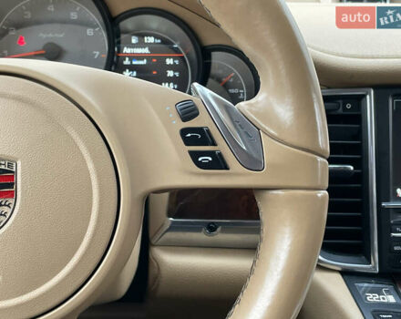 Черный Порше Панамера, объемом двигателя 3 л и пробегом 130 тыс. км за 23490 $, фото 22 на Automoto.ua