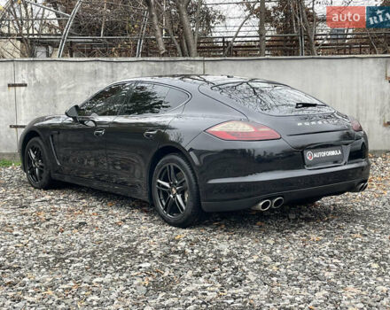 Черный Порше Панамера, объемом двигателя 3 л и пробегом 130 тыс. км за 23490 $, фото 7 на Automoto.ua