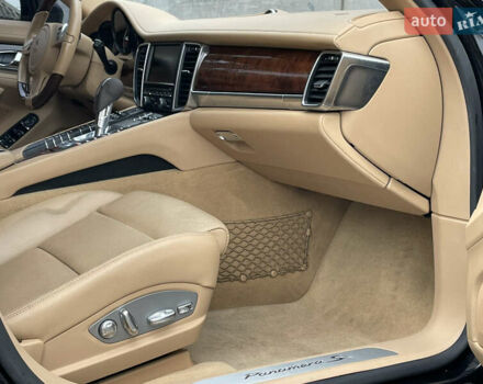 Черный Порше Панамера, объемом двигателя 3 л и пробегом 130 тыс. км за 23490 $, фото 34 на Automoto.ua