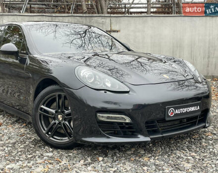 Черный Порше Панамера, объемом двигателя 3 л и пробегом 130 тыс. км за 23490 $, фото 2 на Automoto.ua