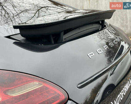 Черный Порше Панамера, объемом двигателя 3 л и пробегом 130 тыс. км за 23490 $, фото 9 на Automoto.ua