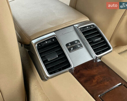 Черный Порше Панамера, объемом двигателя 3 л и пробегом 130 тыс. км за 23490 $, фото 36 на Automoto.ua