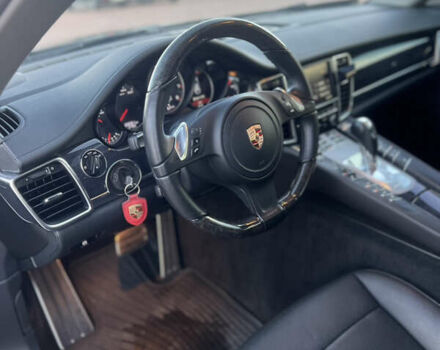 Черный Порше Панамера, объемом двигателя 3.6 л и пробегом 108 тыс. км за 27800 $, фото 15 на Automoto.ua