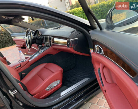Чорний Порше Panamera, об'ємом двигуна 4.81 л та пробігом 161 тис. км за 39900 $, фото 17 на Automoto.ua
