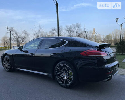 Чорний Порше Panamera, об'ємом двигуна 3 л та пробігом 130 тис. км за 37000 $, фото 4 на Automoto.ua