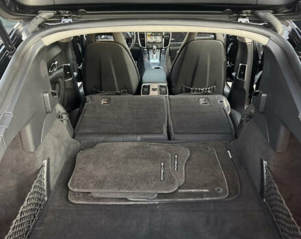 Черный Порше Панамера, объемом двигателя 3.6 л и пробегом 108 тыс. км за 27800 $, фото 41 на Automoto.ua