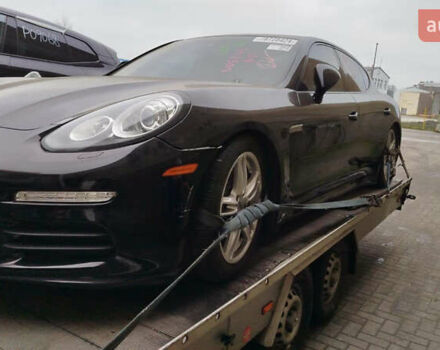 Чорний Порше Panamera, об'ємом двигуна 3.61 л та пробігом 139 тис. км за 39000 $, фото 31 на Automoto.ua