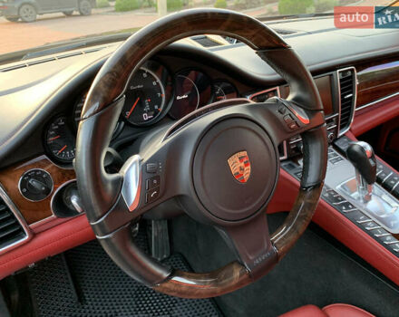 Чорний Порше Panamera, об'ємом двигуна 4.81 л та пробігом 161 тис. км за 39900 $, фото 4 на Automoto.ua