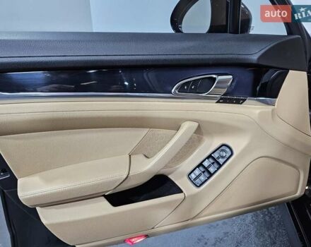 Черный Порше Панамера, объемом двигателя 3.61 л и пробегом 162 тыс. км за 26999 $, фото 24 на Automoto.ua