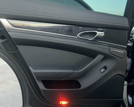 Черный Порше Панамера, объемом двигателя 3.6 л и пробегом 108 тыс. км за 27800 $, фото 34 на Automoto.ua