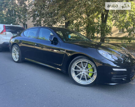 Чорний Порше Panamera, об'ємом двигуна 3 л та пробігом 261 тис. км за 34800 $, фото 35 на Automoto.ua