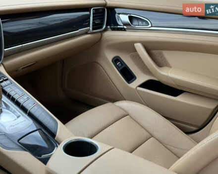 Черный Порше Панамера, объемом двигателя 3.6 л и пробегом 186 тыс. км за 31999 $, фото 16 на Automoto.ua