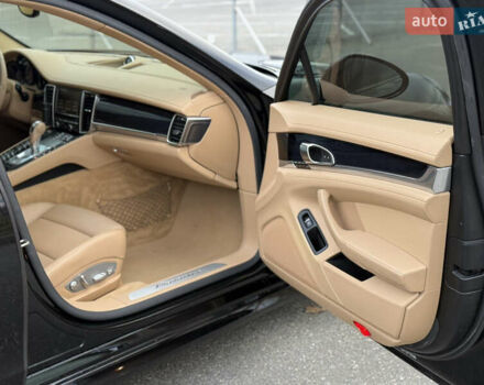 Чорний Порше Panamera, об'ємом двигуна 3.6 л та пробігом 186 тис. км за 25999 $, фото 10 на Automoto.ua