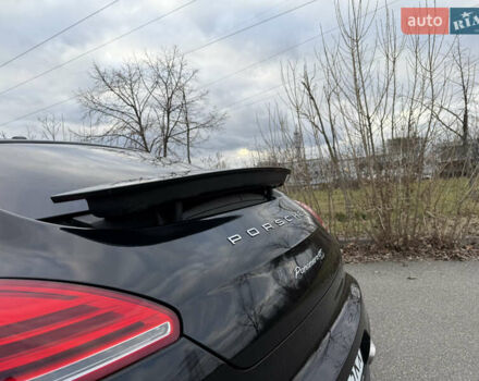 Чорний Порше Panamera, об'ємом двигуна 3.6 л та пробігом 186 тис. км за 25999 $, фото 18 на Automoto.ua