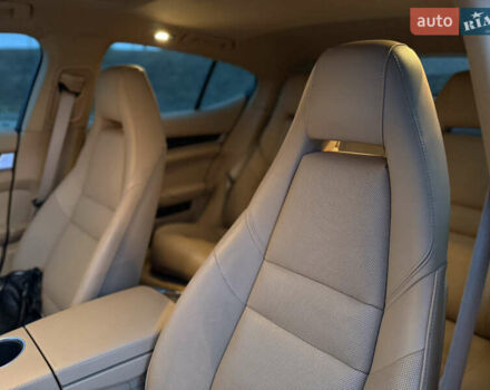 Черный Порше Панамера, объемом двигателя 3.6 л и пробегом 186 тыс. км за 31999 $, фото 37 на Automoto.ua