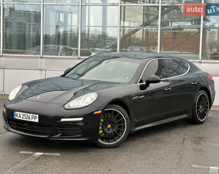 Чорний Порше Panamera, об'ємом двигуна 3 л та пробігом 181 тис. км за 39890 $, фото 68 на Automoto.ua