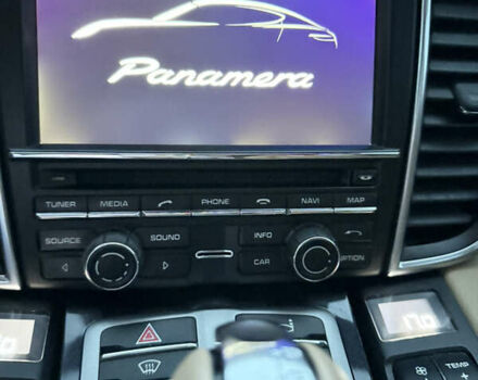 Чорний Порше Panamera, об'ємом двигуна 3.6 л та пробігом 186 тис. км за 25999 $, фото 21 на Automoto.ua