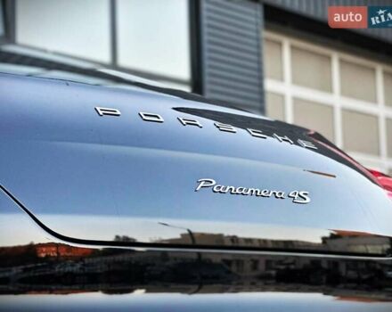 Черный Порше Панамера, объемом двигателя 3 л и пробегом 101 тыс. км за 25000 $, фото 14 на Automoto.ua