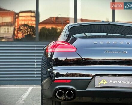 Чорний Порше Panamera, об'ємом двигуна 3 л та пробігом 101 тис. км за 28500 $, фото 13 на Automoto.ua
