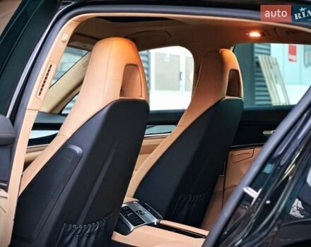 Чорний Порше Panamera, об'ємом двигуна 3 л та пробігом 101 тис. км за 28500 $, фото 27 на Automoto.ua
