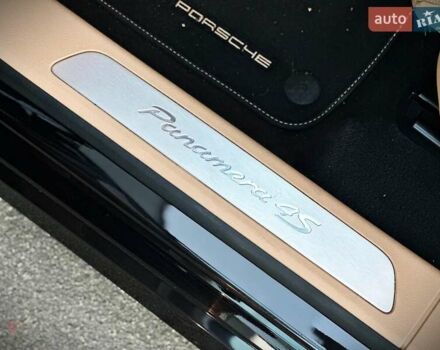 Черный Порше Панамера, объемом двигателя 3 л и пробегом 101 тыс. км за 25000 $, фото 18 на Automoto.ua