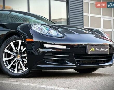 Чорний Порше Panamera, об'ємом двигуна 3 л та пробігом 101 тис. км за 28500 $, фото 9 на Automoto.ua