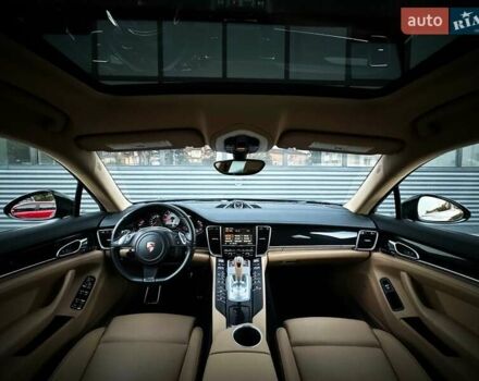 Чорний Порше Panamera, об'ємом двигуна 3 л та пробігом 101 тис. км за 28500 $, фото 22 на Automoto.ua
