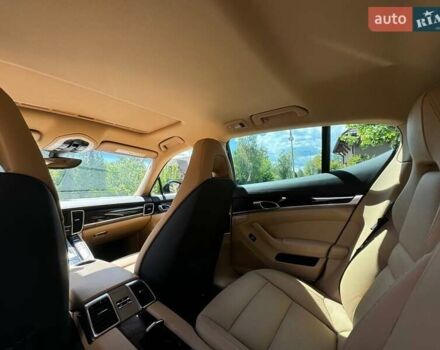 Чорний Порше Panamera, об'ємом двигуна 3 л та пробігом 100 тис. км за 27000 $, фото 15 на Automoto.ua