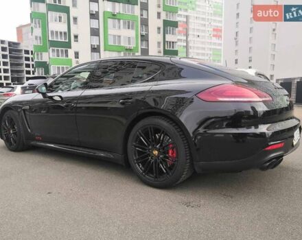 Чорний Порше Panamera, об'ємом двигуна 4.81 л та пробігом 76 тис. км за 43000 $, фото 7 на Automoto.ua