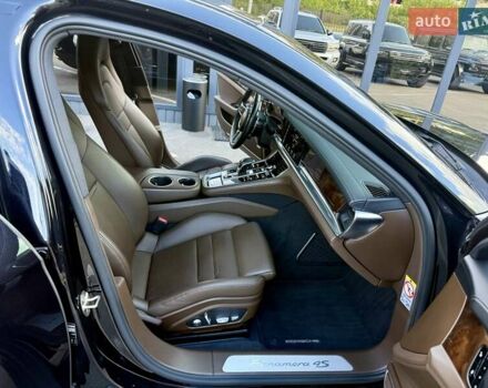 Черный Порше Панамера, объемом двигателя 2.89 л и пробегом 107 тыс. км за 58900 $, фото 51 на Automoto.ua