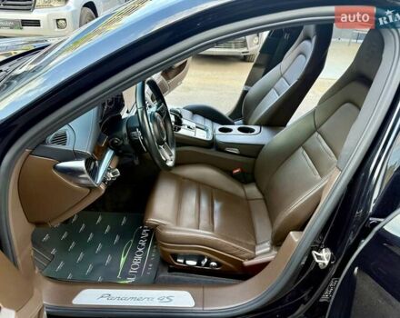 Черный Порше Панамера, объемом двигателя 2.89 л и пробегом 107 тыс. км за 58900 $, фото 30 на Automoto.ua