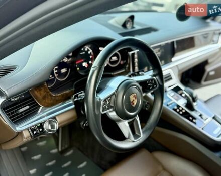 Черный Порше Панамера, объемом двигателя 2.89 л и пробегом 107 тыс. км за 58900 $, фото 33 на Automoto.ua