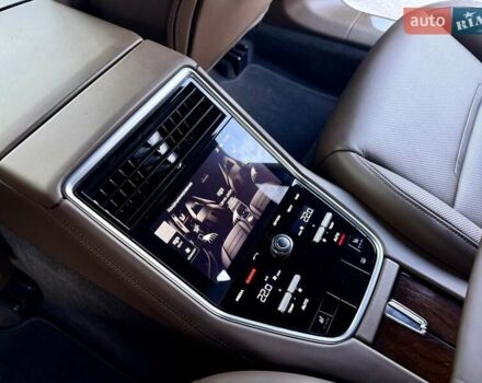 Черный Порше Панамера, объемом двигателя 2.89 л и пробегом 107 тыс. км за 58900 $, фото 48 на Automoto.ua