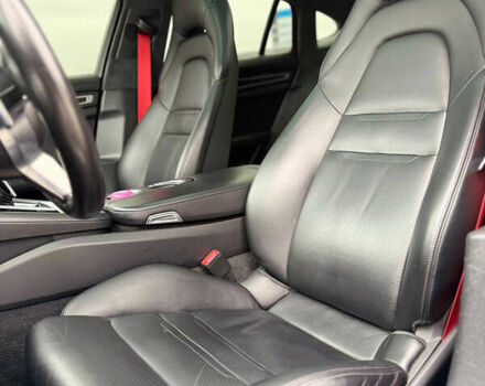 Черный Порше Панамера, объемом двигателя 2.89 л и пробегом 133 тыс. км за 51900 $, фото 8 на Automoto.ua