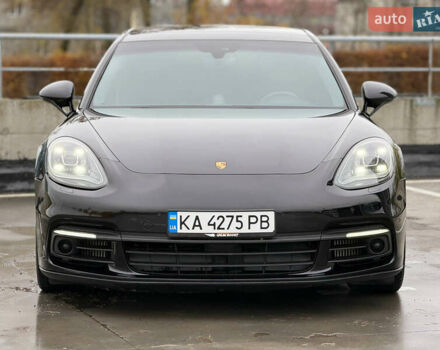 Черный Порше Панамера, объемом двигателя 2.89 л и пробегом 133 тыс. км за 51900 $, фото 2 на Automoto.ua