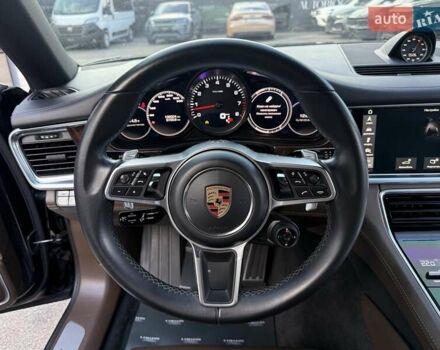 Черный Порше Панамера, объемом двигателя 2.89 л и пробегом 107 тыс. км за 58900 $, фото 39 на Automoto.ua