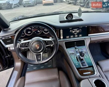 Черный Порше Панамера, объемом двигателя 2.89 л и пробегом 107 тыс. км за 58900 $, фото 44 на Automoto.ua