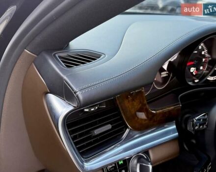Черный Порше Панамера, объемом двигателя 2.89 л и пробегом 107 тыс. км за 58900 $, фото 35 на Automoto.ua