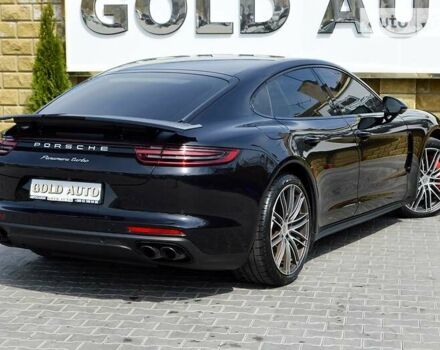 Чорний Порше Panamera, об'ємом двигуна 4 л та пробігом 159 тис. км за 77500 $, фото 76 на Automoto.ua