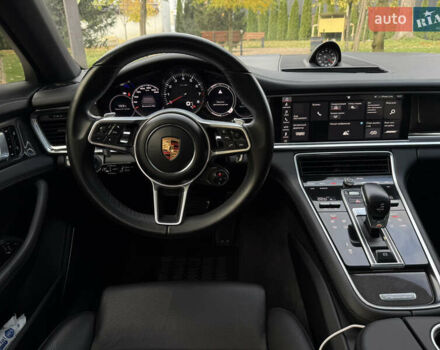 Порше Panamera 2017 у Києві на Automoto.ua Чорний Порше Panamera, об'ємом двигуна 2.89 л та пробігом 105 тис. км за 60000 $, фото 10 на Automoto.ua