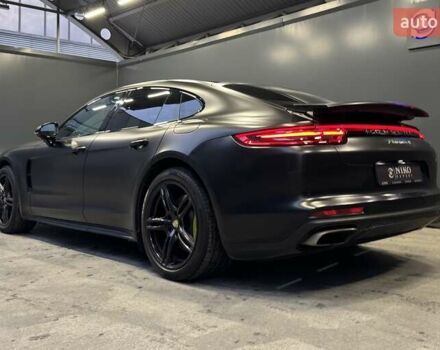 Черный Порше Панамера, объемом двигателя 3 л и пробегом 109 тыс. км за 53000 $, фото 5 на Automoto.ua